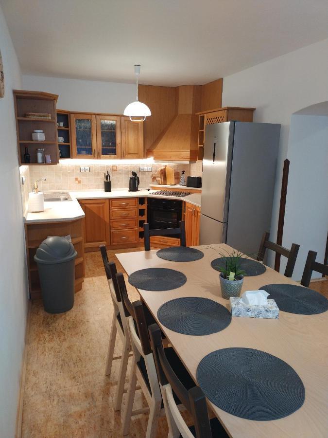 Apartman U Kostela Pec pod Snezkou Esterno foto