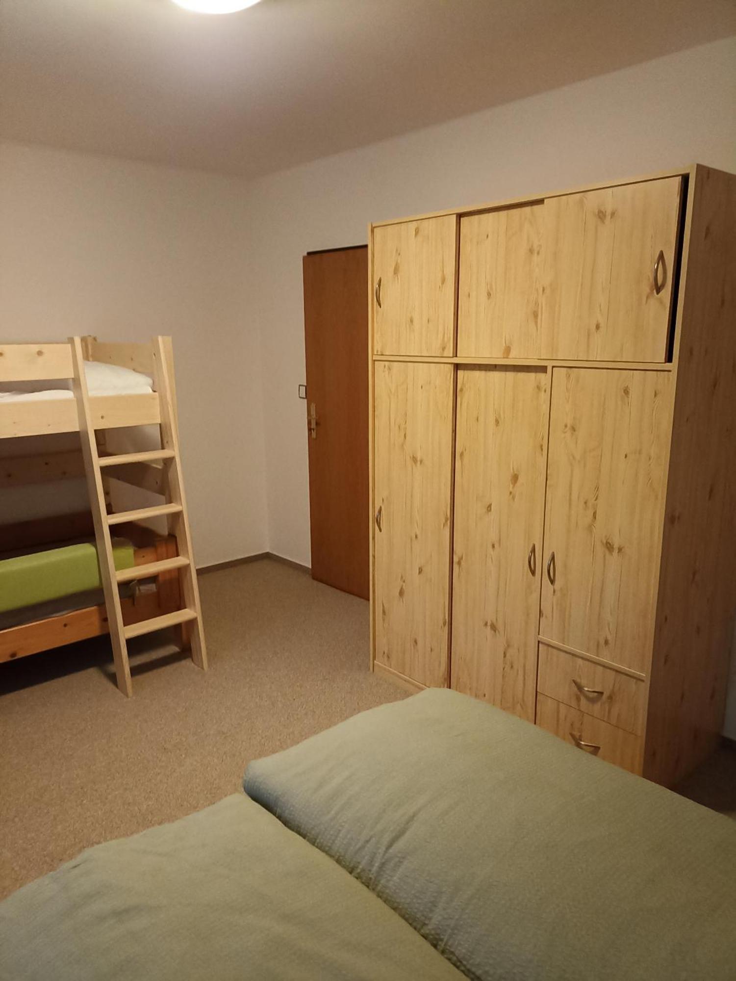 Apartman U Kostela Pec pod Snezkou Esterno foto
